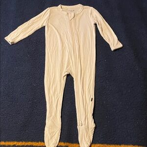 Kyte BABY Cream Kids One Piece Footie snug fitting pajama